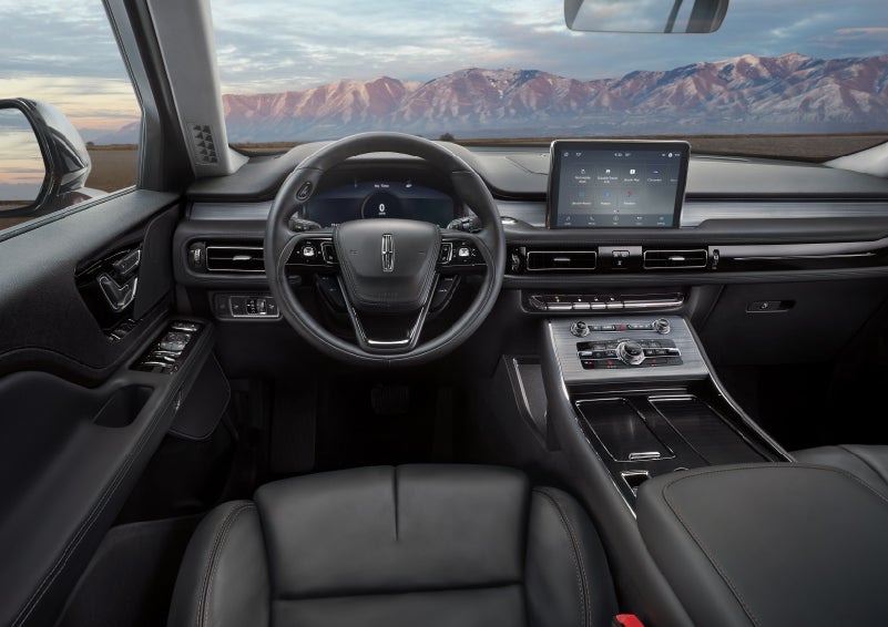 The interior of a Lincoln Aviator® SUV is shown | White's Canyon Motors - Lincoln in Spearfish SD